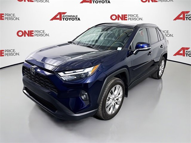 2024 Toyota RAV4 XLE Premium photo 3