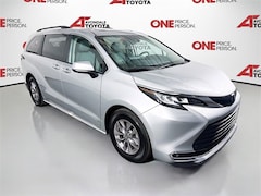Used  2021 Toyota Sienna XLE 7 Passenger Van 5TDJRKEC0MS027050 For Sale in Avondale, AZ