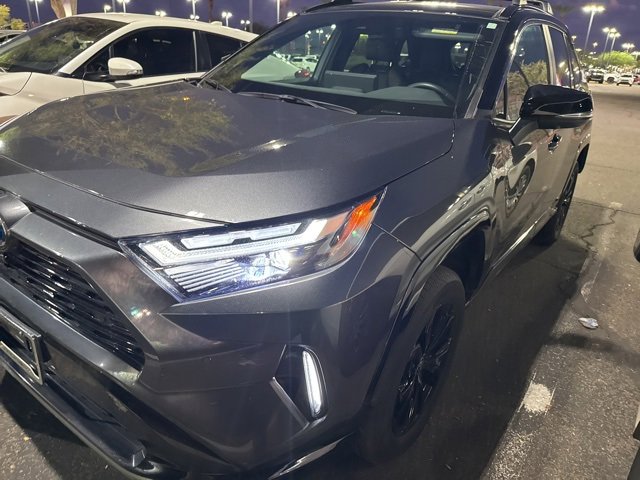 2023 Toyota RAV4 Hybrid XSE photo 2