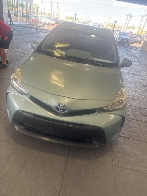 2016 Toyota Prius V Three photo 2