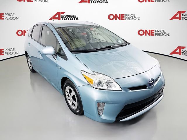 2015 Toyota Prius Three's photo