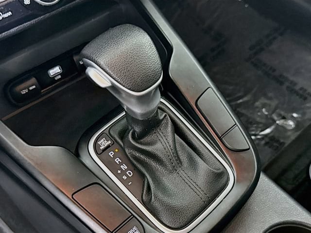 2025 Kia Soul LX - Photo 16