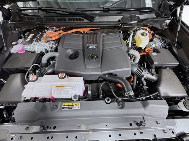 2026 Toyota Tundra Platinum - Photo 30