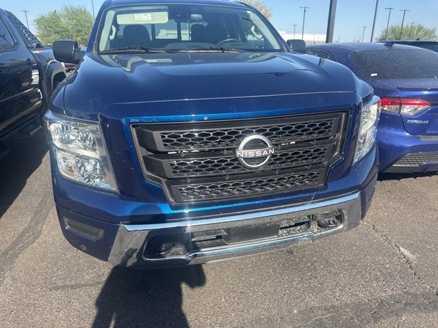 2024 Nissan Titan SV photo 2