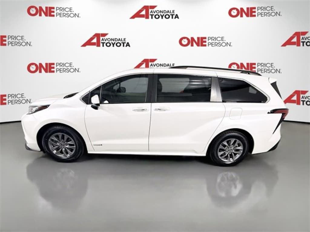 Certified 2021 Toyota Sienna XLE 8 Passenger Van