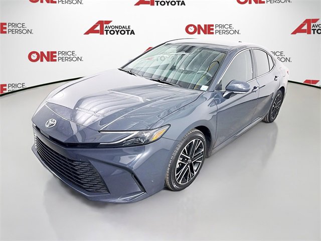 2025 Toyota Camry XLE photo 3