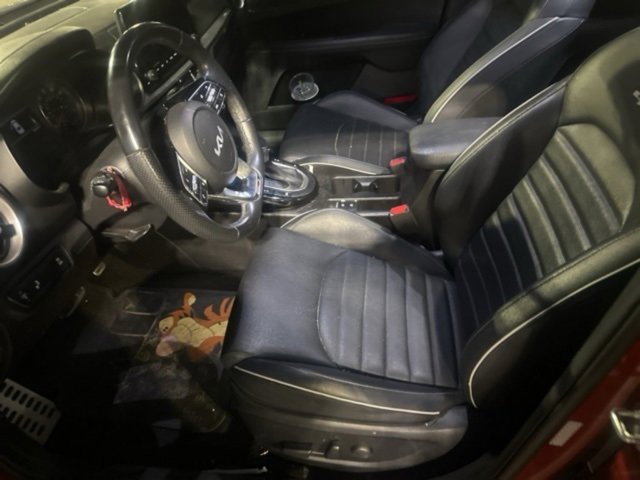 2022 Kia Forte GT-Line photo 2