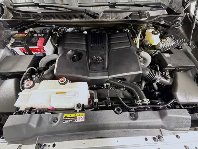 2025 Toyota Tundra Platinum - Photo 30