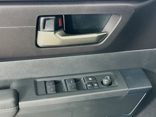 2026 Toyota Tundra SR5 - Photo 17