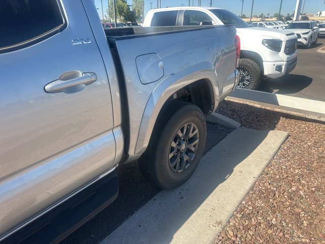 2023 Toyota Tacoma SR5 V6 photo 3