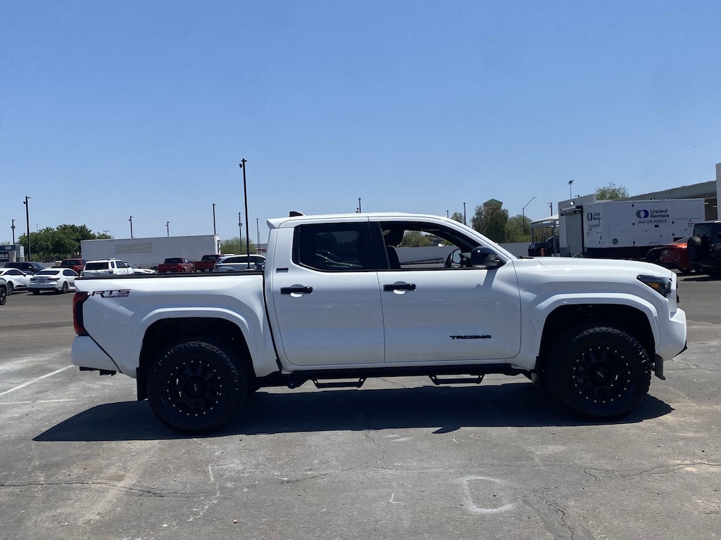 New 2025 Toyota Tacoma i-FORCE MAX Trailhunter 4X4 DOUBLE CAB HV