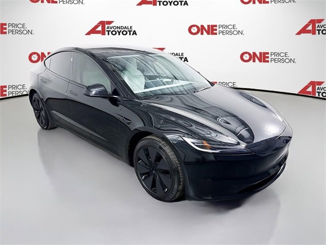 2025 Tesla Model 3 Performance's photo