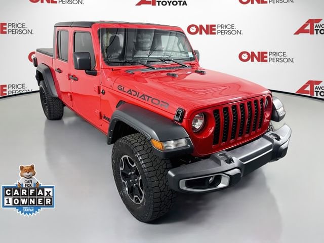 2023 Jeep Gladiator Sport's photo