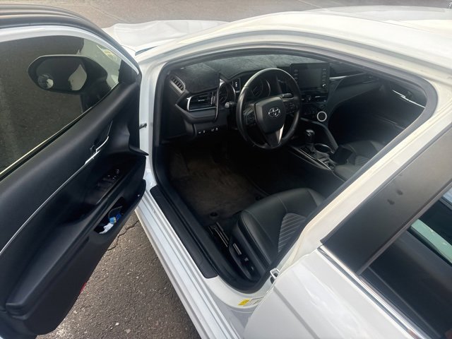 2023 Toyota Camry Hybrid SE photo 4