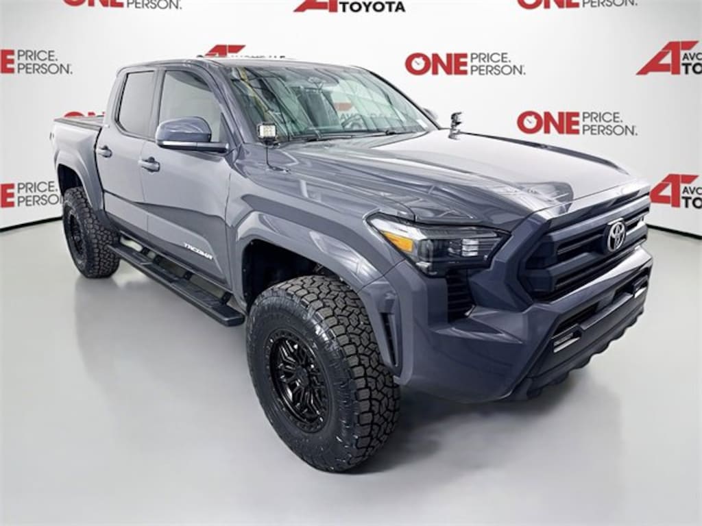 New 2025 Toyota Tacoma SR5 4X4 DOUBLE CAB