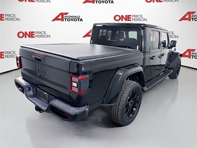 2023 Jeep Gladiator Overland photo 2