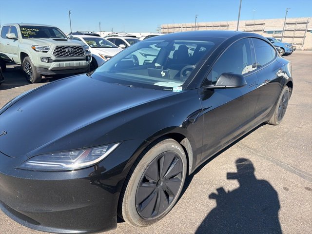 2025 Tesla Model 3 Performance's photo