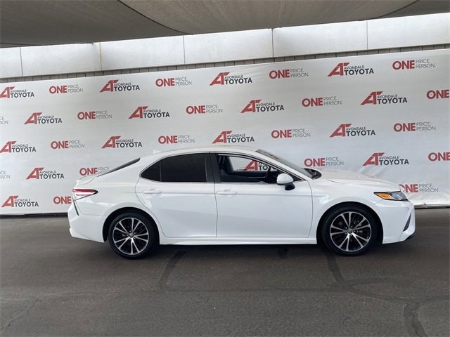 Used 2020 Toyota Camry SE with VIN 4T1G11AK0LU953494 for sale in Avondale, AZ