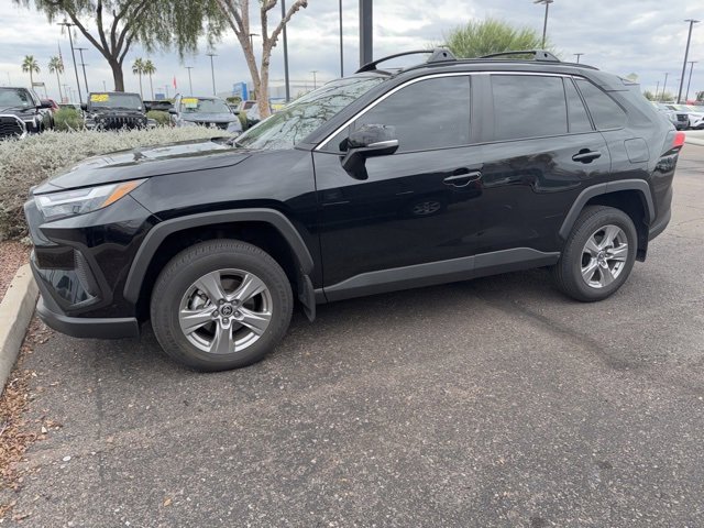 2024 Toyota RAV4 XLE photo 2