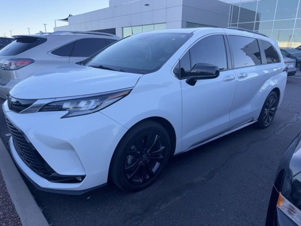 Certified 2022 Toyota Sienna XSE 7 Passenger Van Passenger Van
