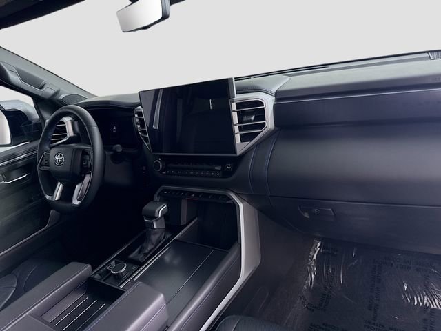 2025 Toyota Tundra Platinum - Photo 29