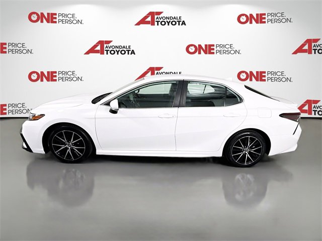 2023 Toyota Camry SE photo 4