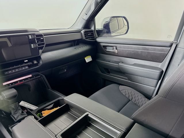 2026 Toyota Tundra SR5 - Photo 21
