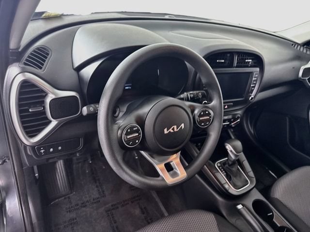2025 Kia Soul LX - Photo 9