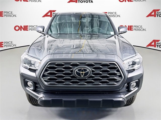 2023 Toyota Tacoma TRD V6 photo 2