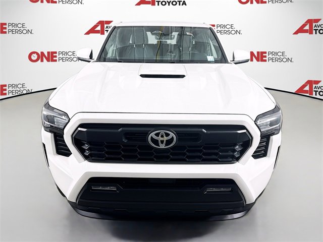 2024 Toyota Tacoma TRD Sport photo 2