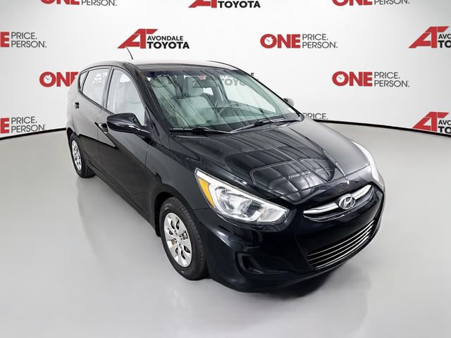 2016 Hyundai Accent SE 5-Door 6-Speed Automatic's photo
