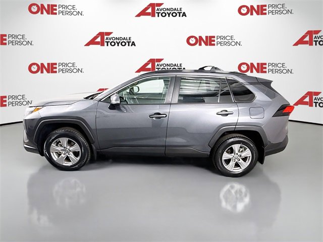 2023 Toyota RAV4 XLE photo 4