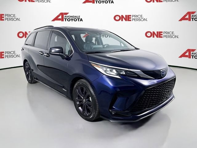 2021 Toyota Sienna Van 