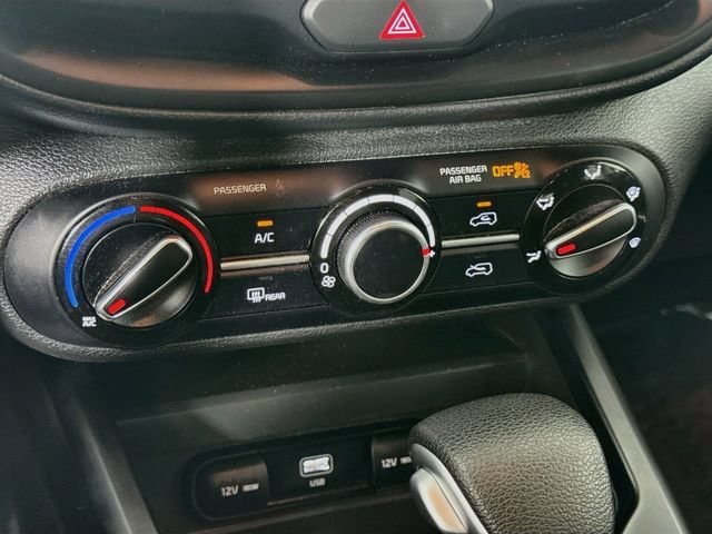 2025 Kia Soul LX - Photo 15
