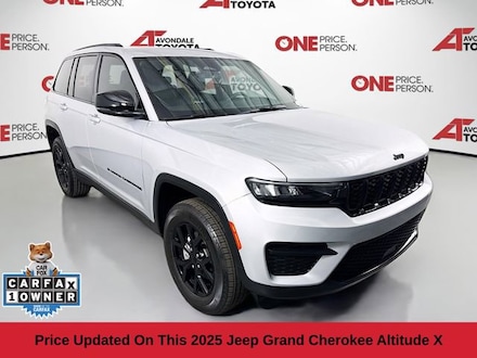 2025 Jeep Grand Cherokee Laredo SUV