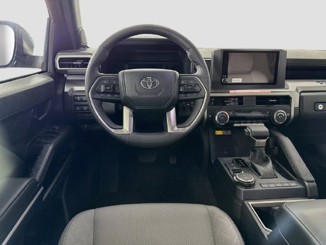 2026 Toyota Tacoma SR5 - Photo 21