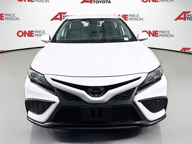 2024 Toyota Camry SE photo 2