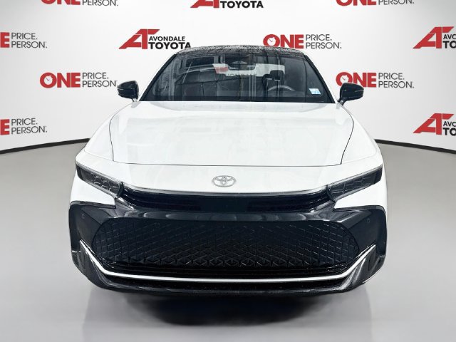 2026 Toyota Crown Platinum - Photo 3
