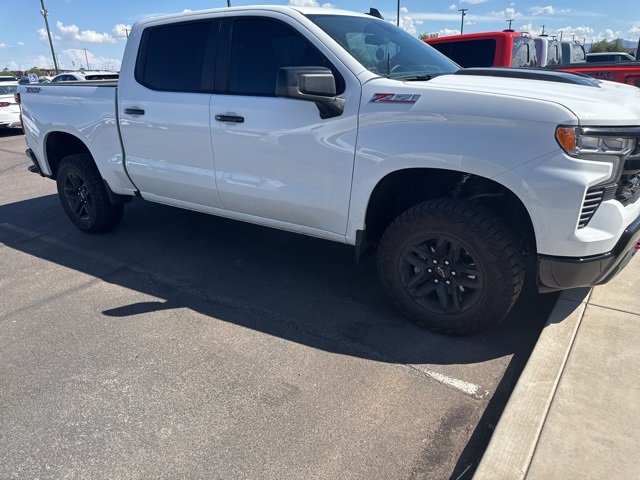2024 Chevrolet Silverado 1500 LT Trail Boss photo 3