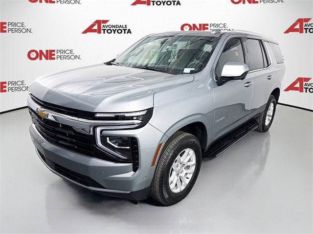 2025 Chevrolet Tahoe LS photo 3