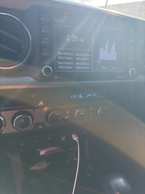 2021 Toyota Tacoma TRD V6 photo 2