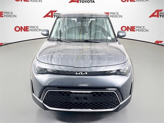 2023 Kia Soul LX photo 2