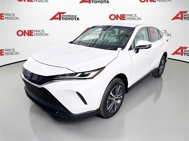 2024 Toyota Venza LE photo 3