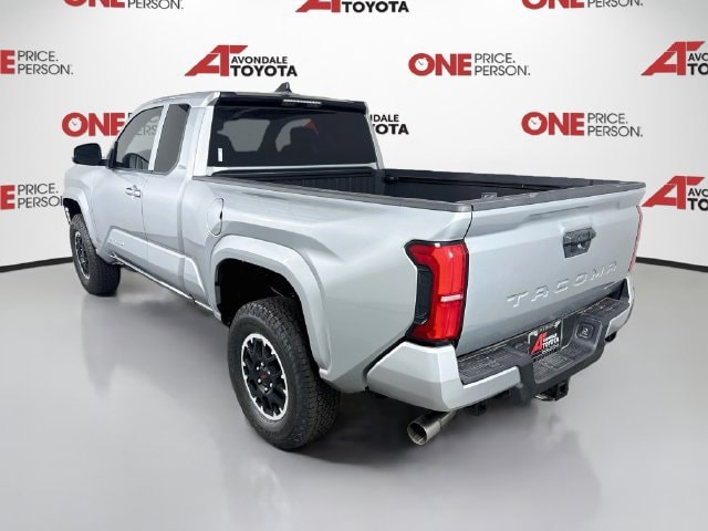 2026 Toyota Tacoma SR5 - Photo 5
