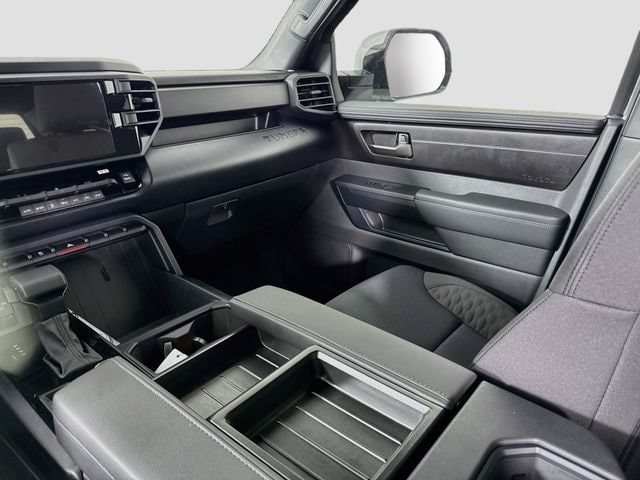 2026 Toyota Tundra SR5 - Photo 21