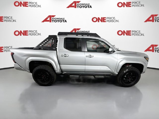 2026 Toyota Tacoma SR5 - Photo 8