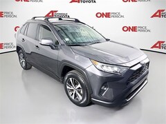 2020 Toyota RAV4 XLE SUV