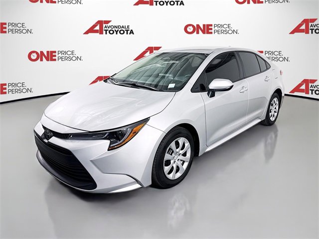 2024 Toyota Corolla LE photo 3
