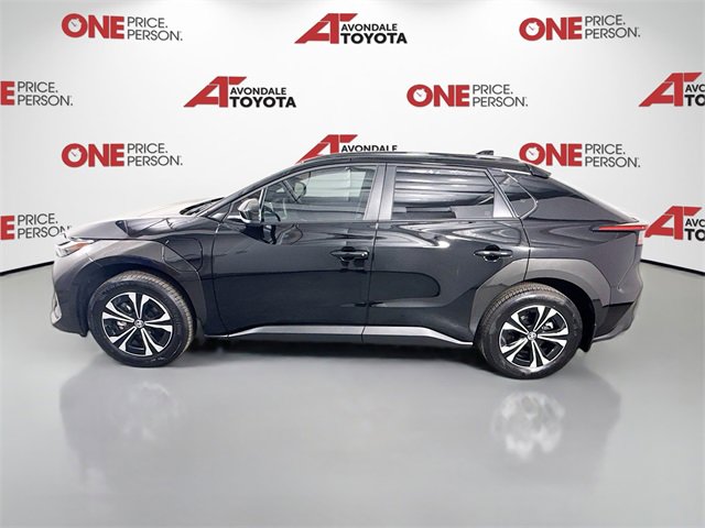 2024 Toyota bZ4X XLE photo 4