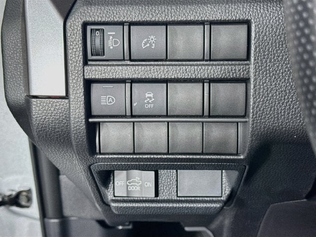 2026 Toyota Tacoma SR5 - Photo 10
